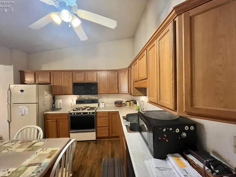 199 Circular Street, Tiffin, OH 44883 - #3