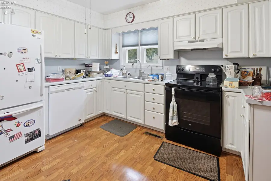 1106 Buckland Avenue, Fremont, OH 43420 - #3
