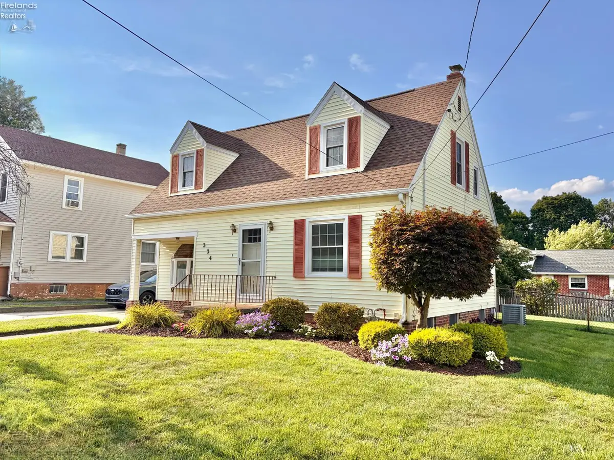 334 Union Street, Bellevue, OH 44811 - #1