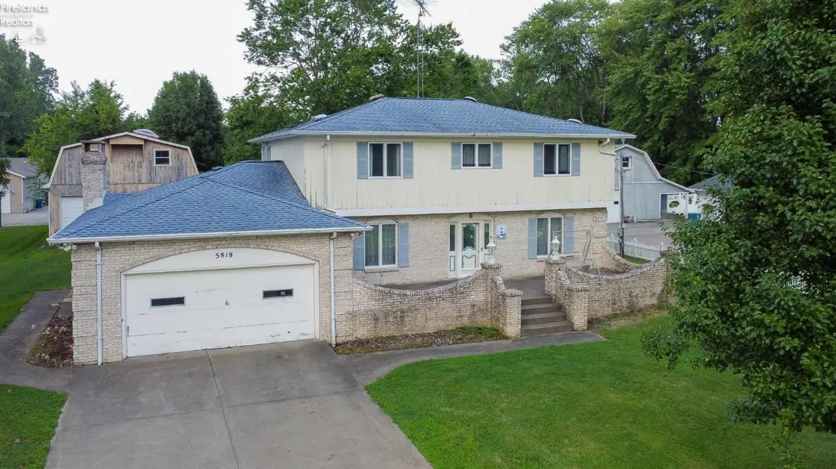 5818 Columbus Avenue, Sandusky, OH 44870 - #1
