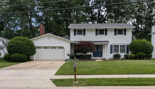 1371 Sanford Street, Vermilion, OH 44089
