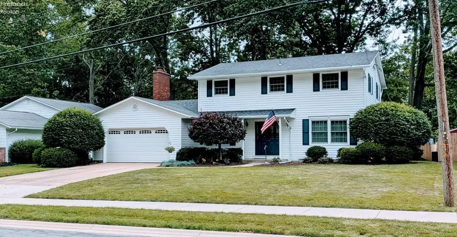 1371 Sanford Street, Vermilion, OH 44089 - #2