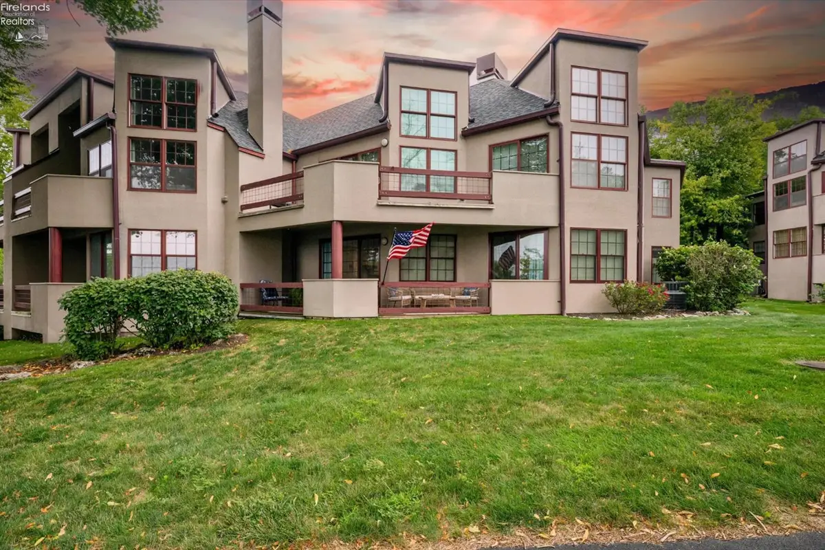 4395 Marin Woods #A, Port Clinton, OH 43452 - #1