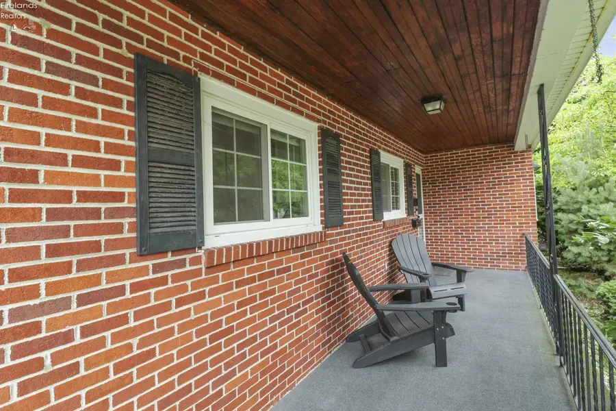 311 Albina Drive, Bellevue, OH 44811 - #3