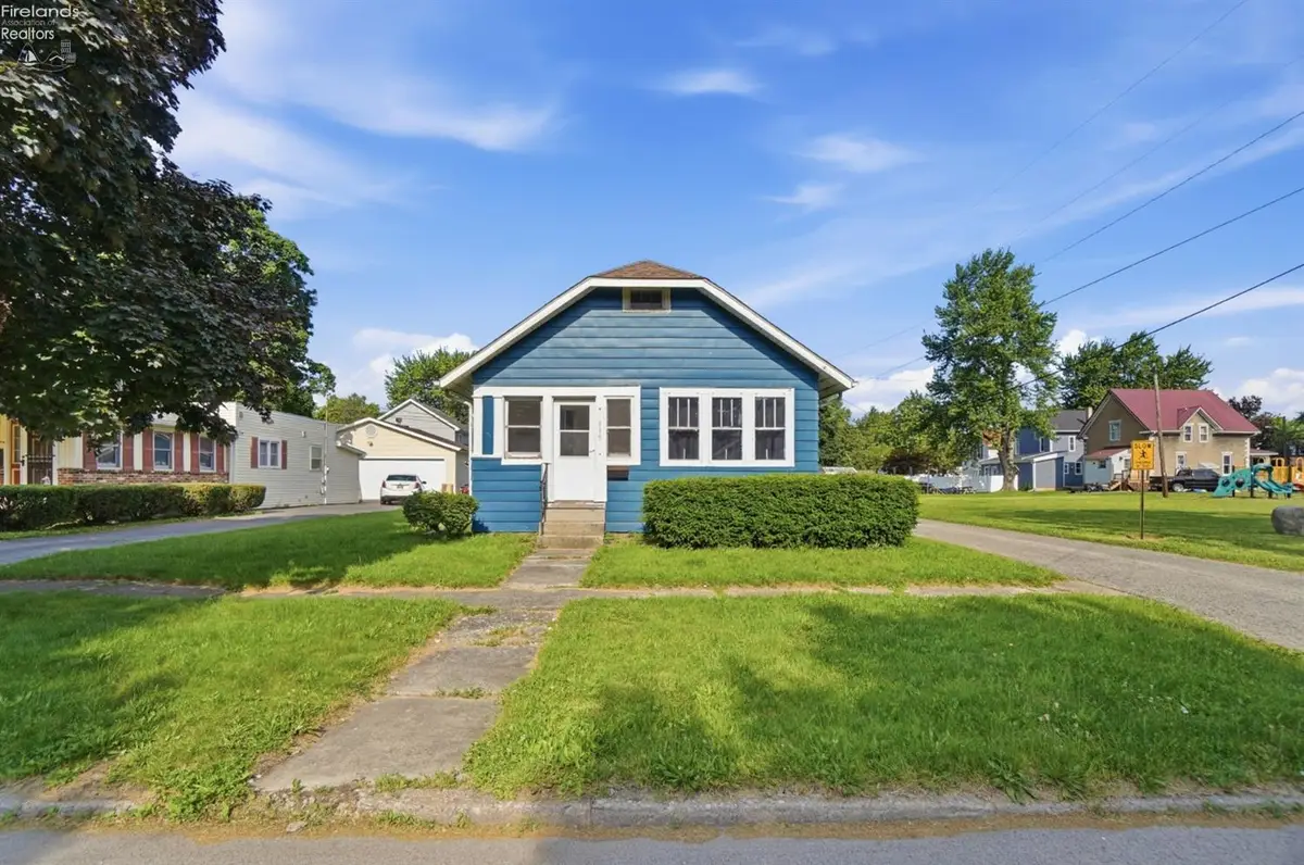 615 S Wood Street, Fostoria, OH 44830 - #1