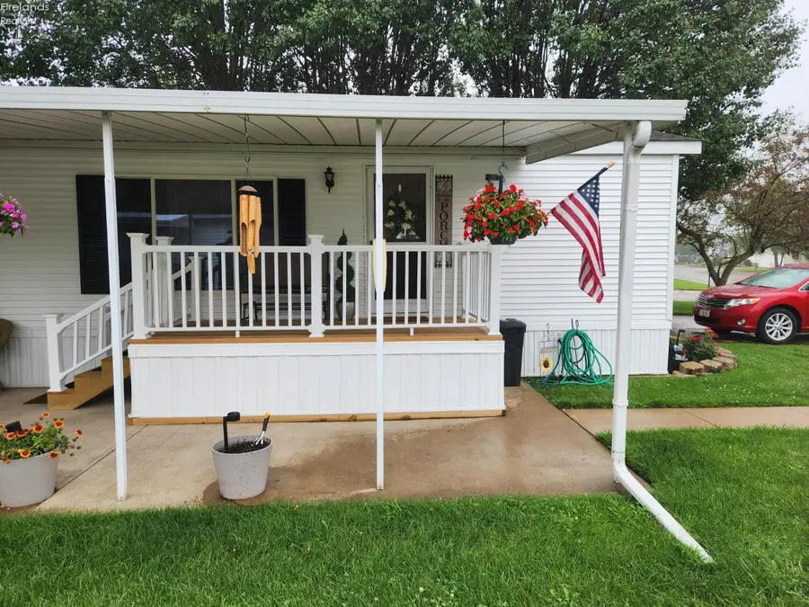 43 E Bass Circle, Marblehead, OH 43440 - #2