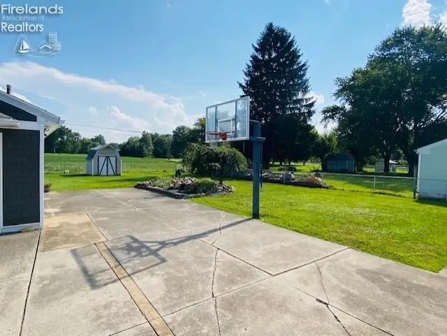 4157 Fox Avenue, Clyde, OH 43410 - #3