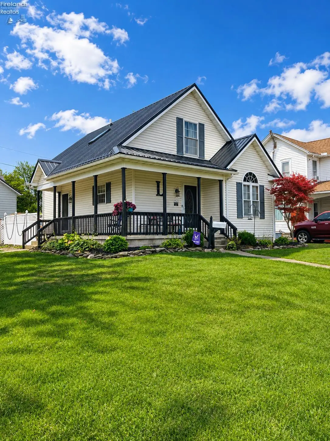 303 Woodbine, Willard, OH 44890 - #1