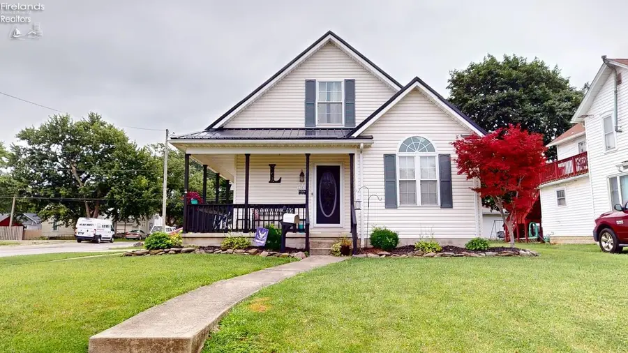 303 Woodbine, Willard, OH 44890 - #2