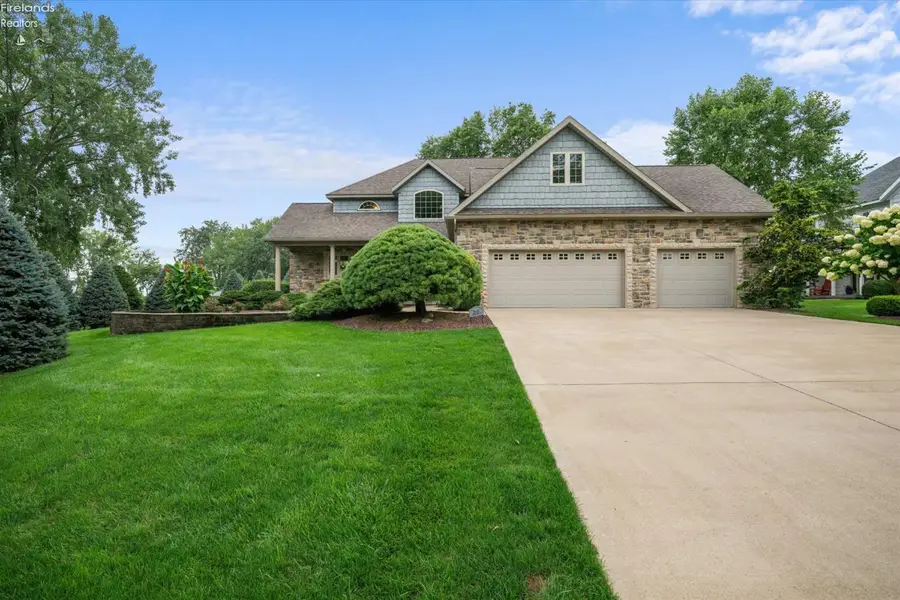 3646 S Confederate Drive, Marblehead, OH 43440 - #3