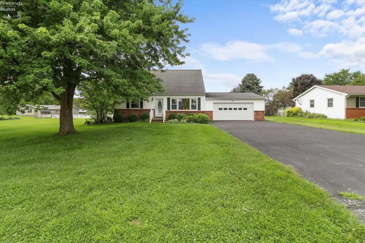 1520 N Ponderosa Drive, Port Clinton, OH 43452 - #1
