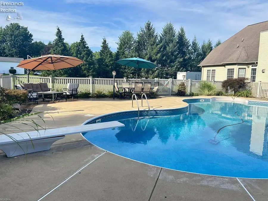 7996 Rice Road, Amherst, OH 44001 - #3