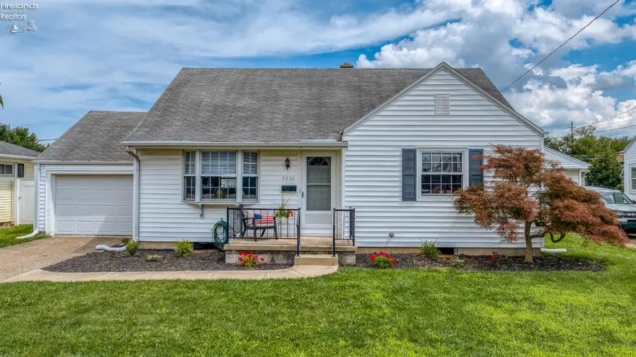 2220 Stahlwood Drive, Sandusky, OH 44870 - #2