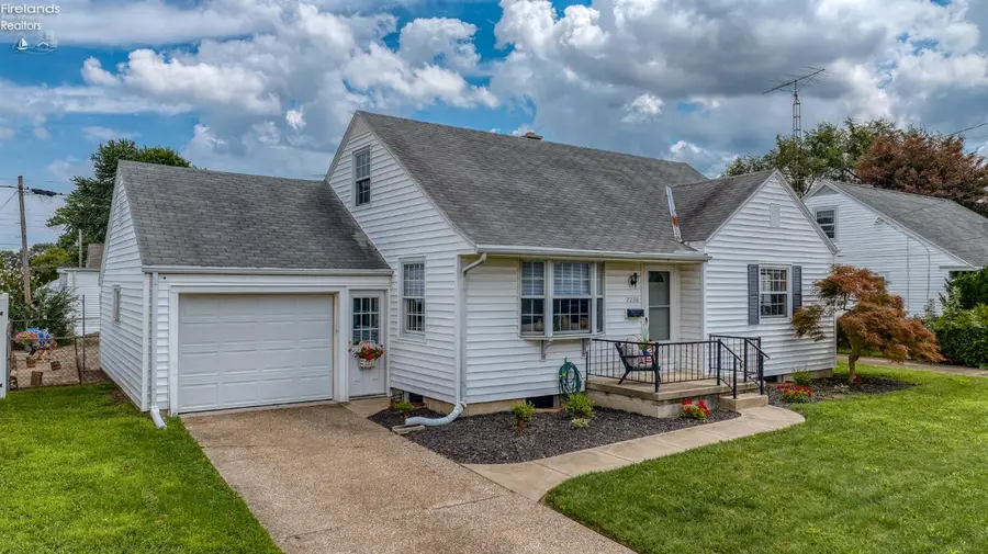 2220 Stahlwood Drive, Sandusky, OH 44870 - #3