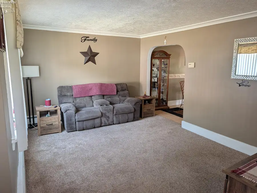 825 South Street, Fremont, OH 43420 - #3