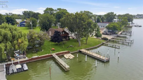 5835 E Saylor Street, Marblehead, OH 43440
