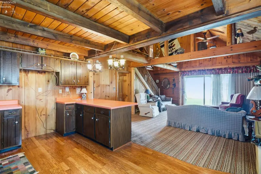5835 E Saylor Street, Marblehead, OH 43440 - #3