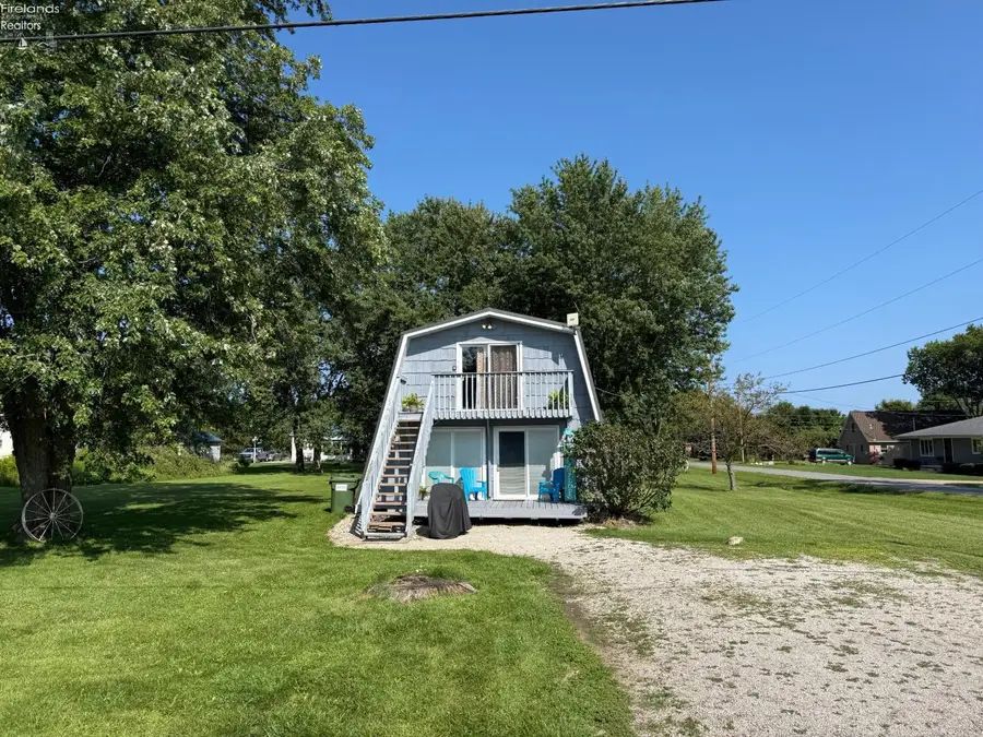 102 Fairview Lane, Kelleys Island, OH 43438 - #2