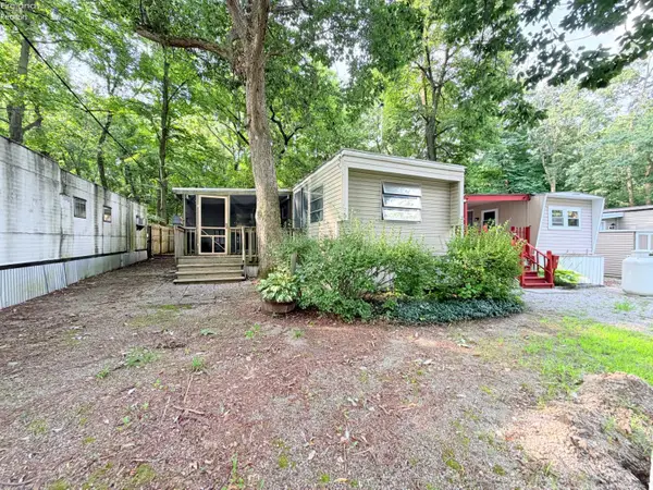 8786 North Shore Boulevard #29, Marblehead, OH 43440