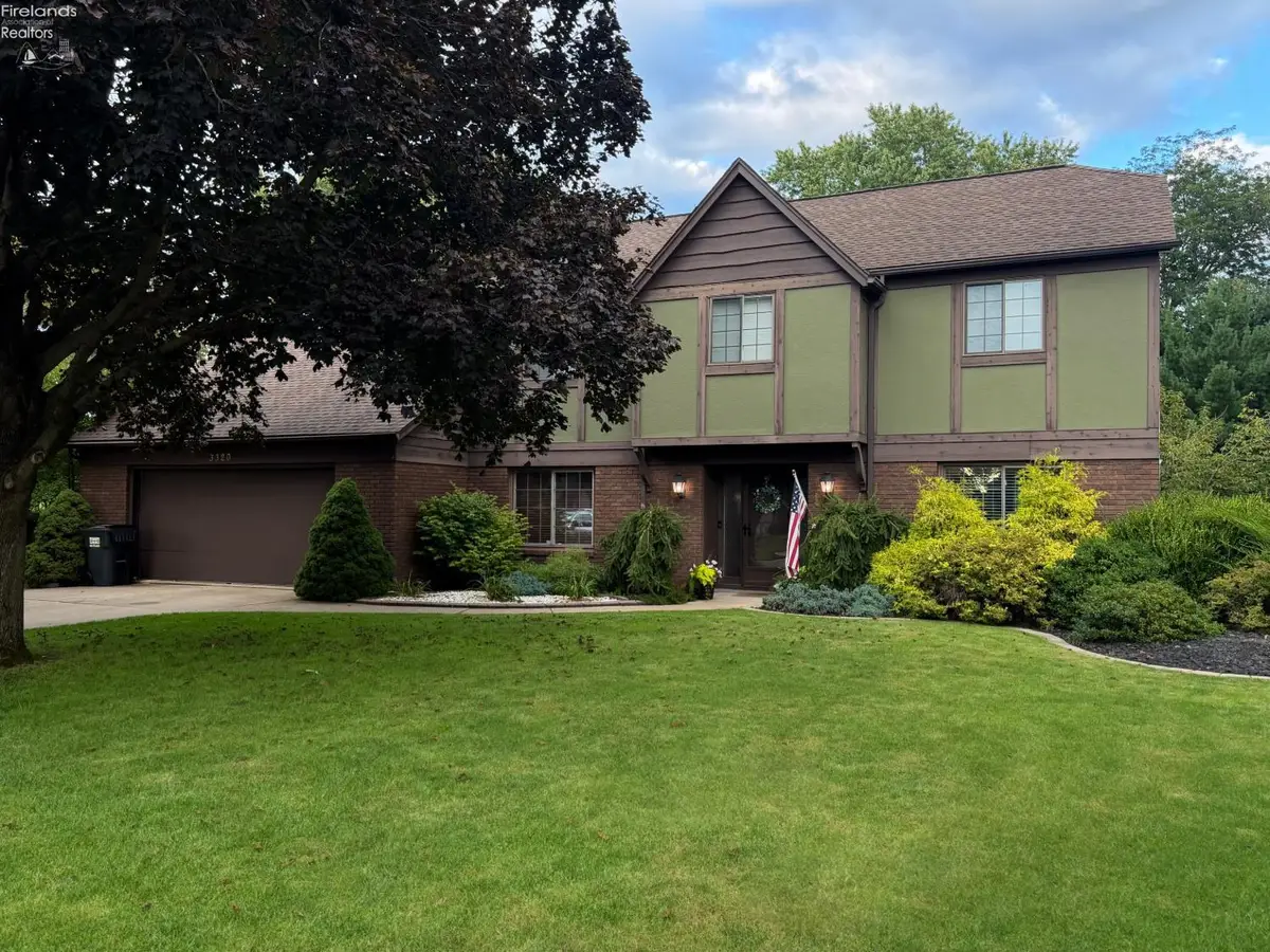 3320 E Stoneway Drive, Sandusky, OH 44870 - #1