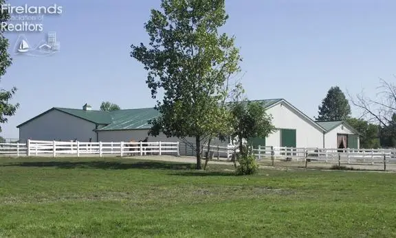 2734 NE Catawba Road, Port Clinton, OH 43452 - #2