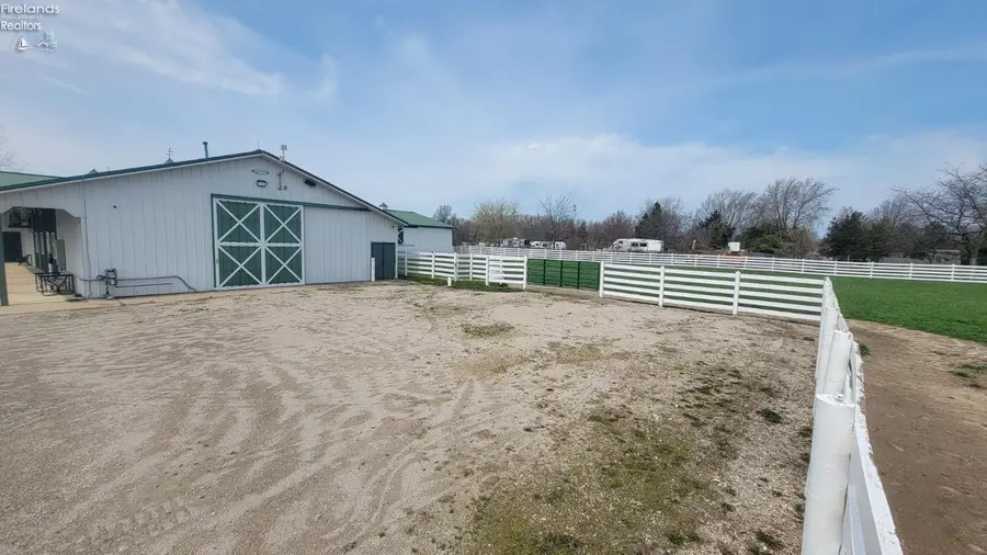 2734 NE Catawba Road, Port Clinton, OH 43452 - #3