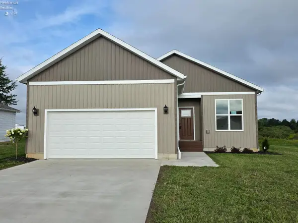 312 Ethan Drive, Fremont, OH 43420