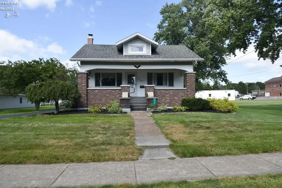 115 Lowell Street, Castalia, OH 44824 - #2