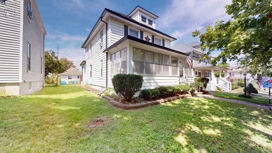 506 Clark Street, Willard, OH 44890 - #3