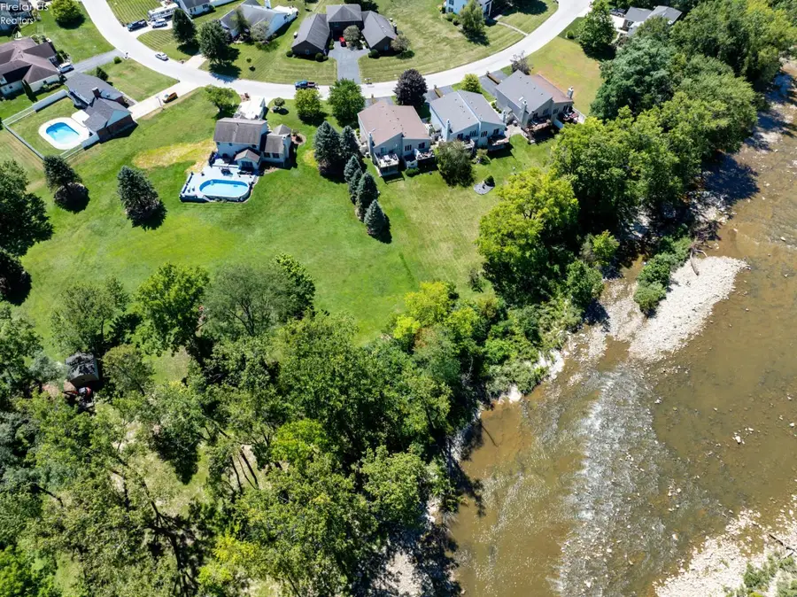 64 River Run Drive #H, Fremont, OH 43420 - #2