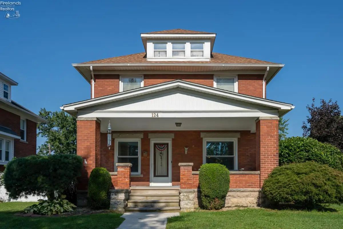 124 N Prospect Street, Fremont, OH 43420 - #1
