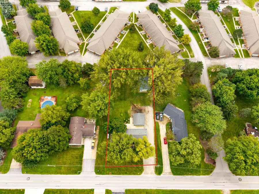 5708 Mccartney Road, Sandusky, OH 44870 - #3