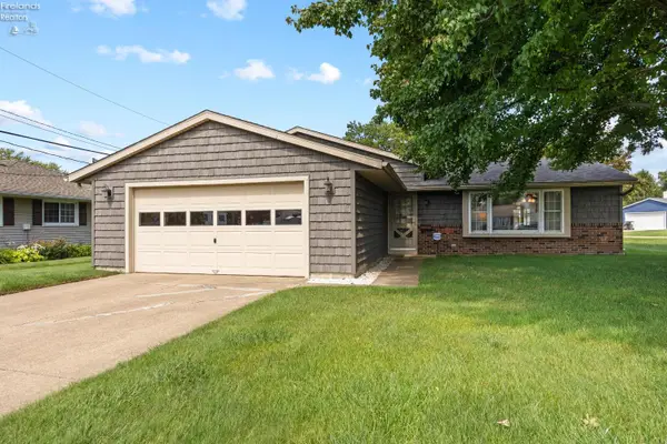 2823 Pease Lane, Sandusky, OH 44870