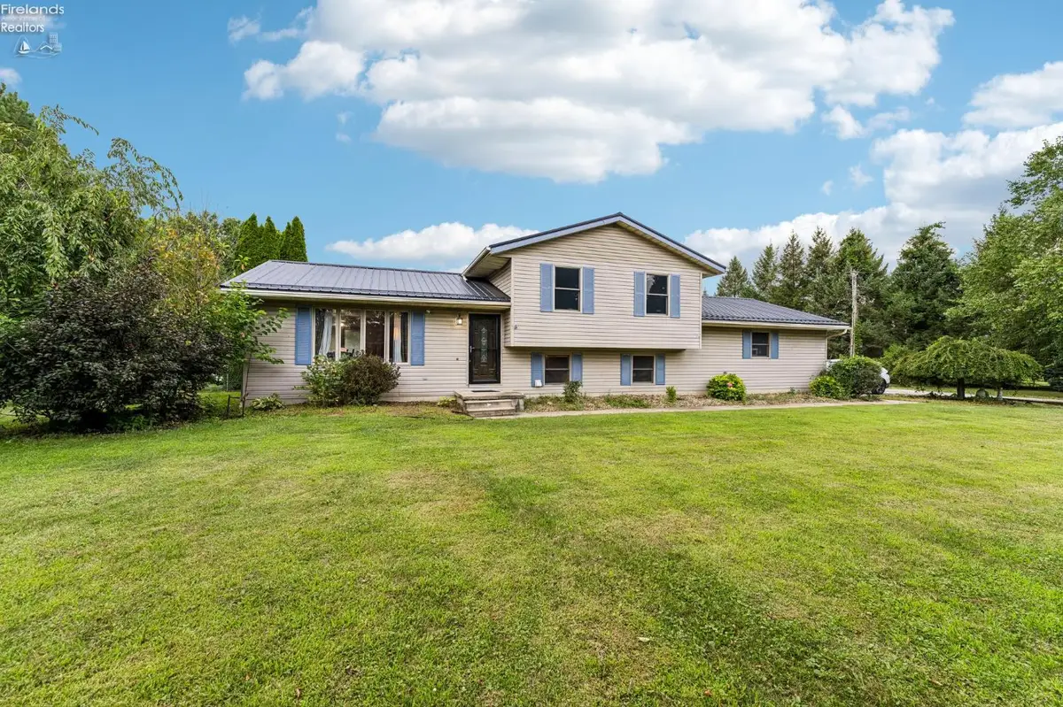 6607 Poorman Road, Vermilion, OH 44089 - #1