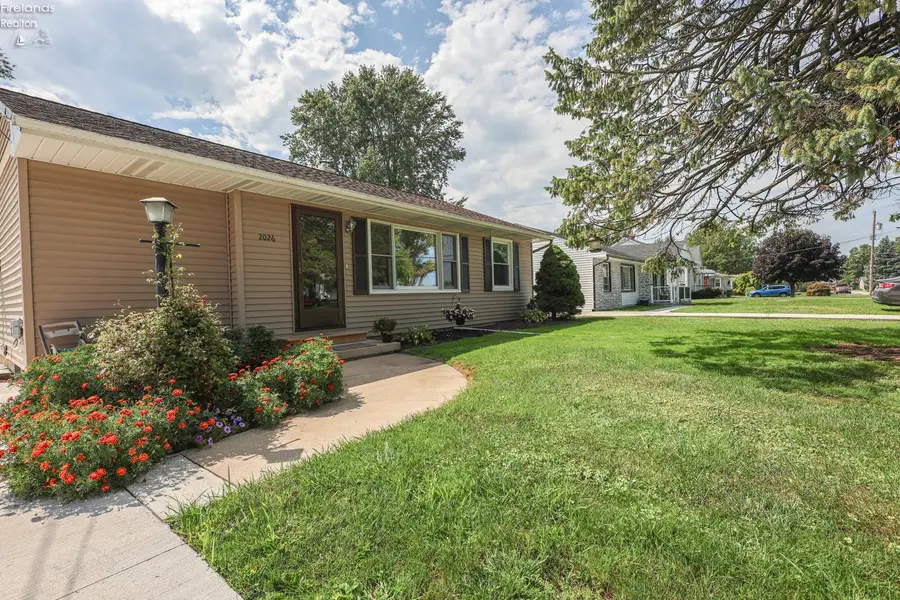 2026 Rohde Street, Sandusky, OH 44870 - #2