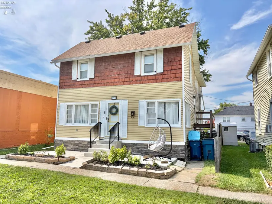 410 N Wood Street, Fremont, OH 43420 - #3