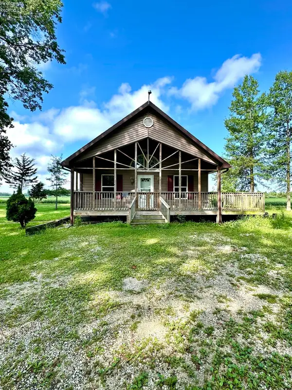 6501 W Camp Perry Western Road, Port Clinton, OH 43452