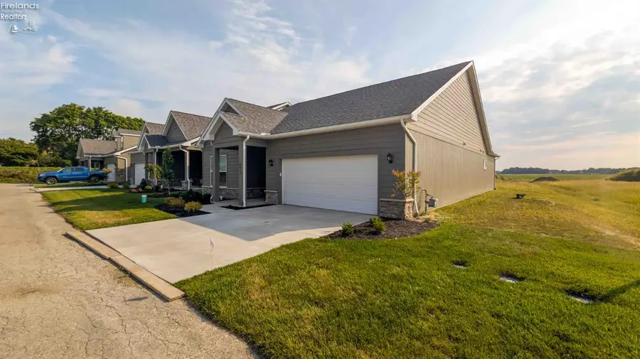 6025 Coventry Circle, Huron, OH 44 - #3