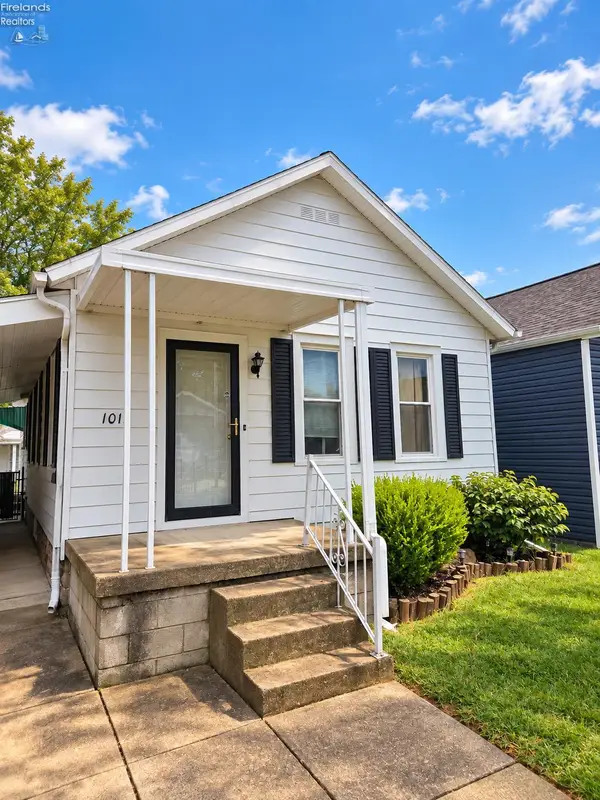 1015 Fourth Street, Sandusky, OH 44870