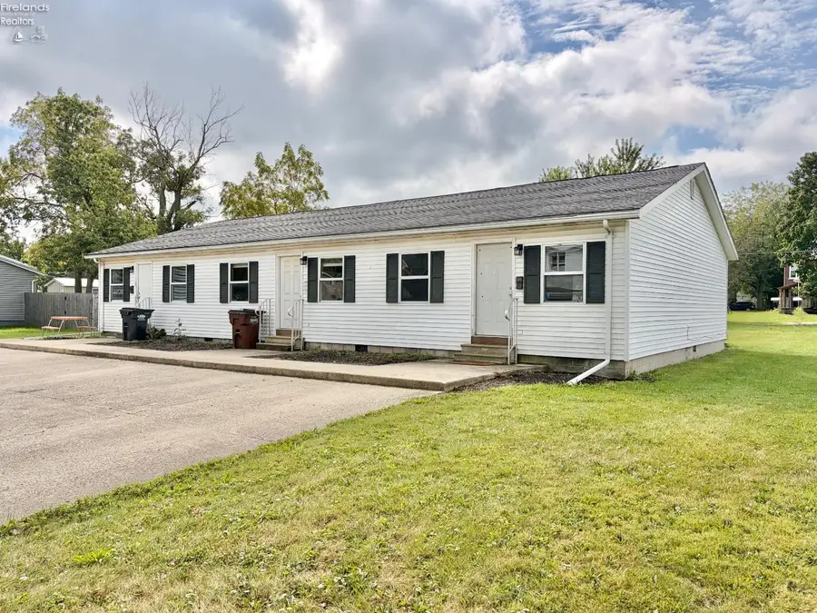 26 Hayes Street, Willard, OH 44890 - #2