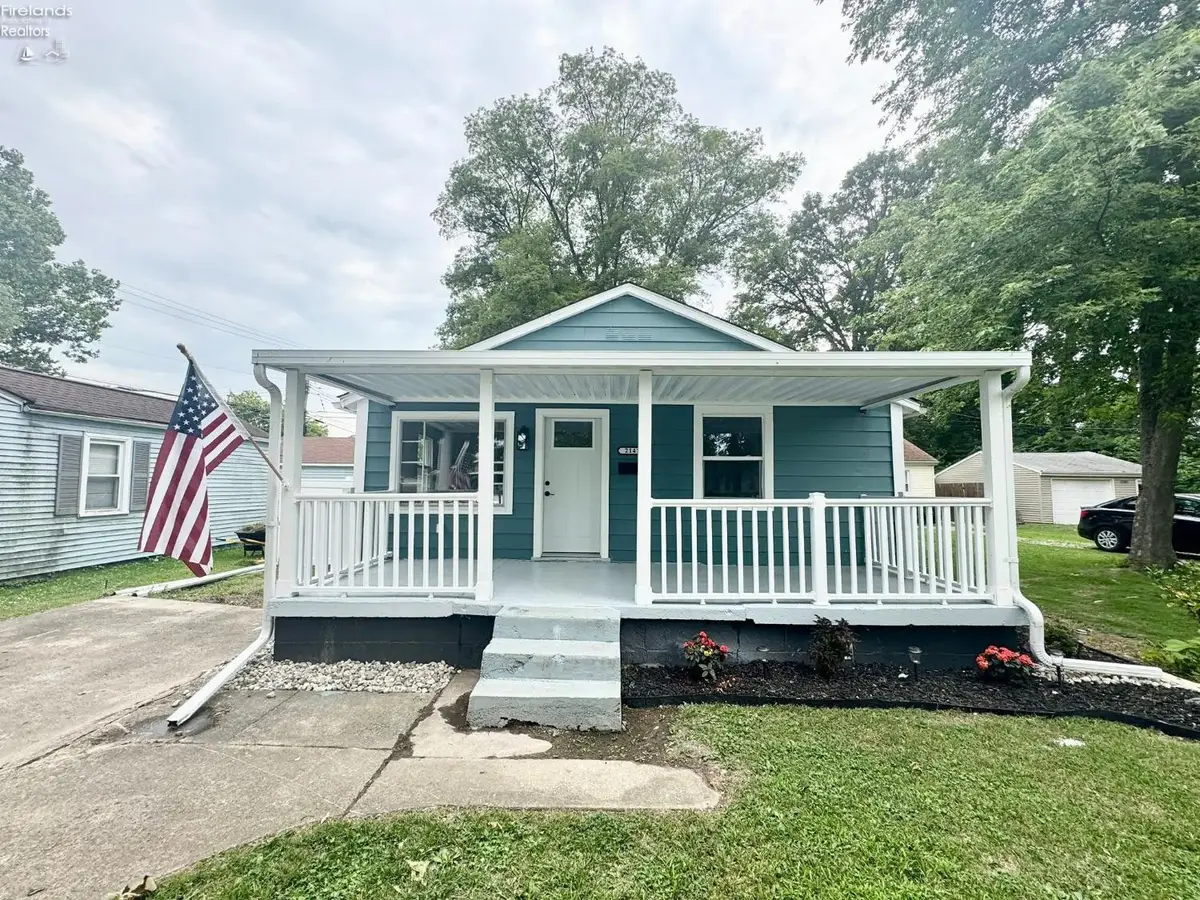 2141 Wilbert Street, Sandusky, OH 44870 - #1
