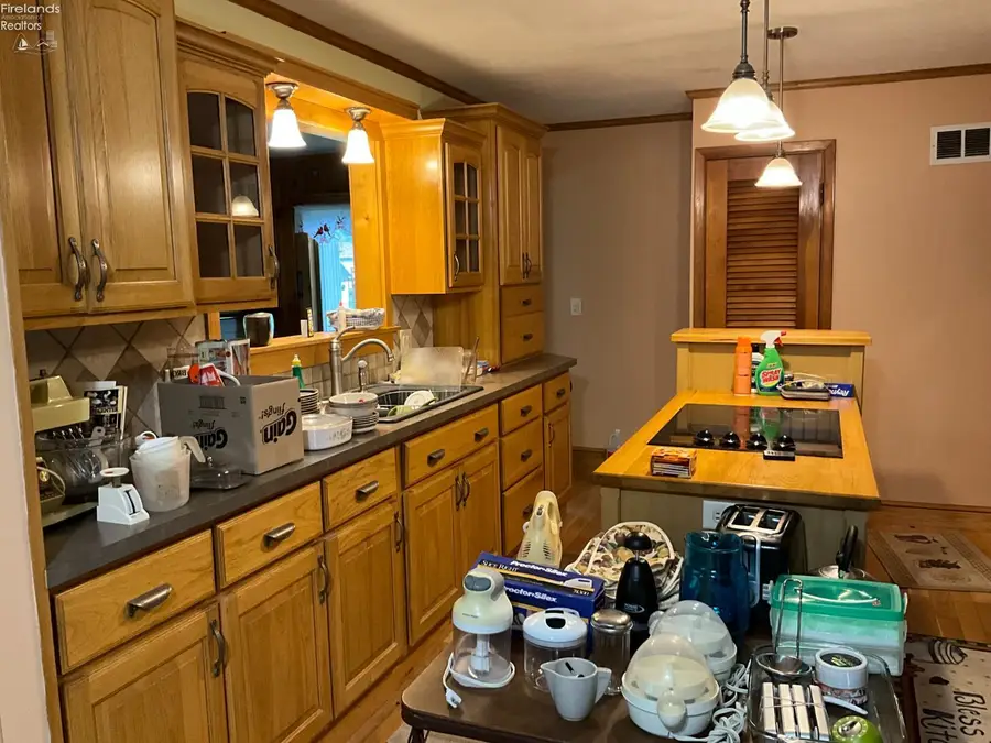 59 Prospect Street, New London, OH 44851 - #3