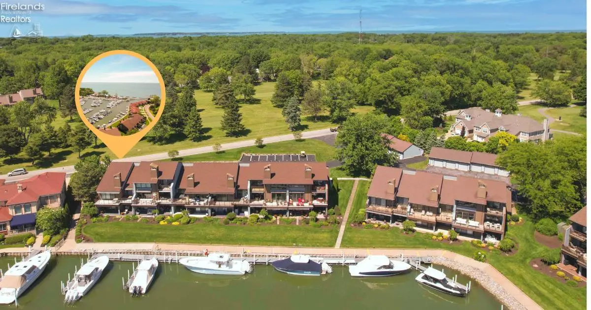 3258 N Marina View Drive #7, Port Clinton, OH 43452 - #1