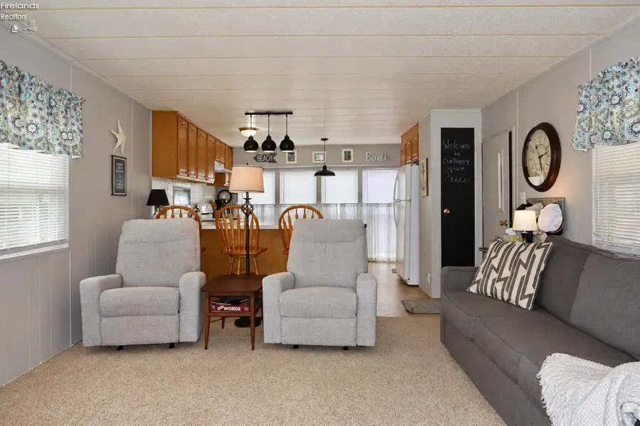 8175 E Northshore Boulevard #8, Marblehead, OH 43440 - #3