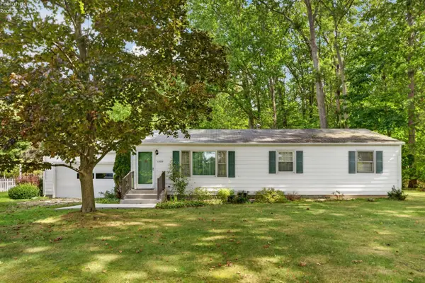 1593 Vermilion Road, Vermilion, OH 44089