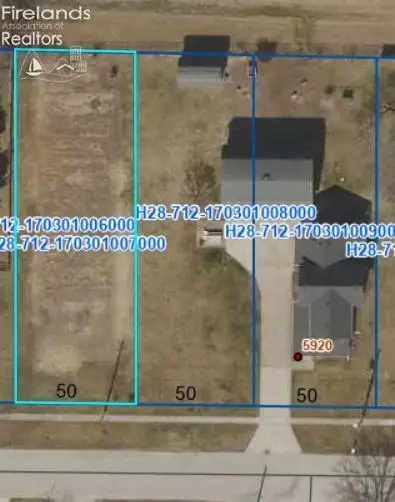 5920 Clover Lane, Walbridge, OH 43465 - #2