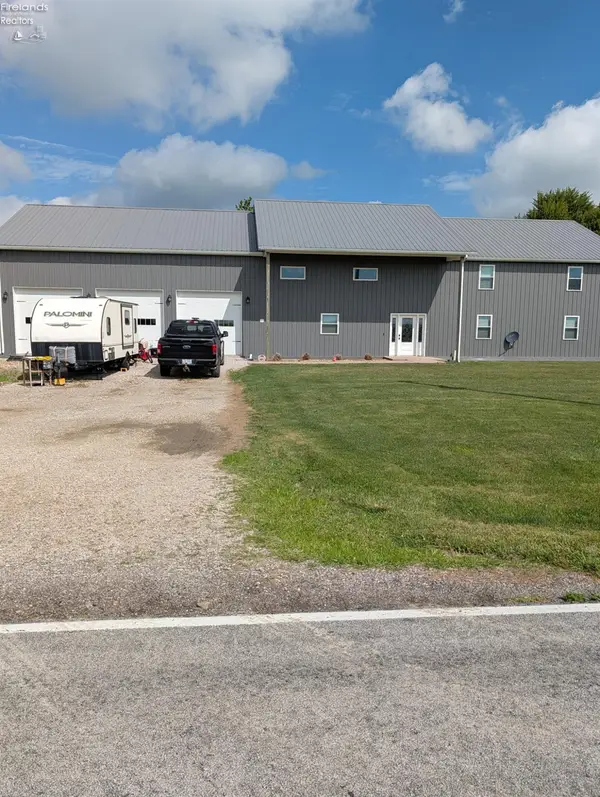 13235 E Cr 58, Bloomville, OH 44818