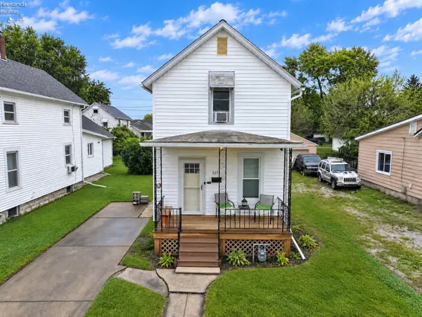 327 Jackson Street, Fremont, OH 43420