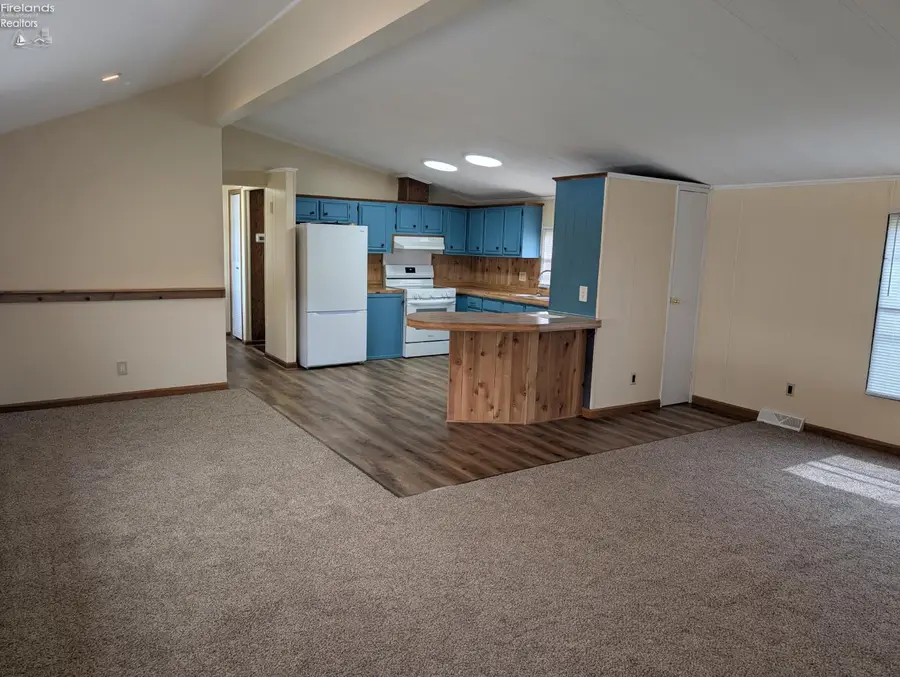 220 Maple Lane #74, Green Springs, OH 44836 - #2