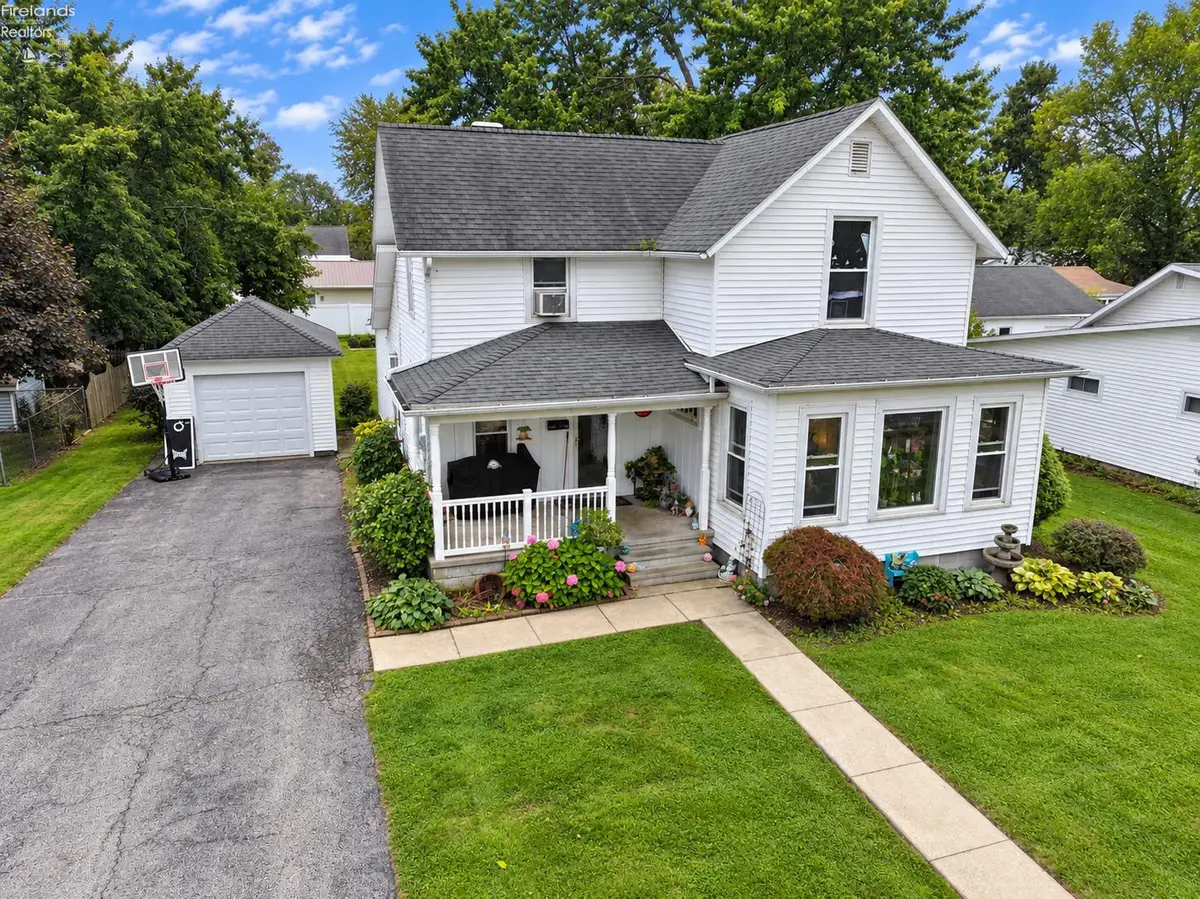 226 Arch Street, Clyde, OH 43410 - #1